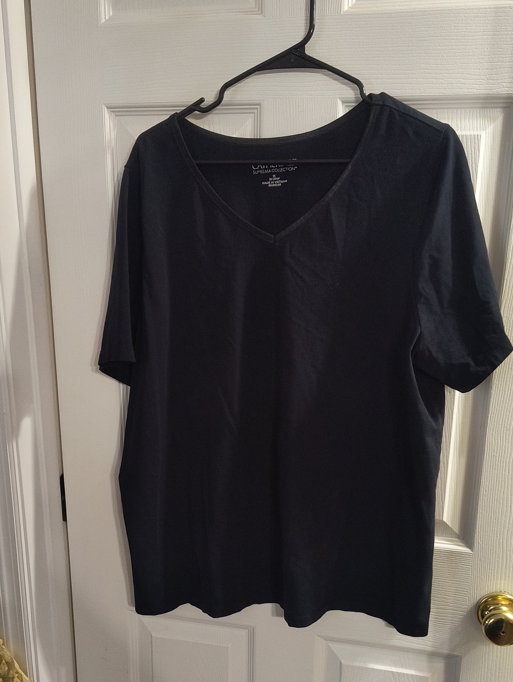 Catherines Suprema Collection Black V-Neck Short Sleeve Top